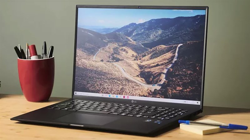 2 mẫu laptop sale đậm nhất chương trình xả hàng, mức giảm gần 1/3 giá trị 2 mẫu laptop sale đậm nhất chương trình xả hàng, mức giảm gần 1/3 giá trị