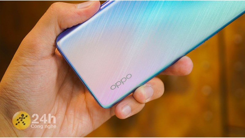 OPPO Reno9 sở hữu dung lượng RAM 8 GB hoặc 12 GB (ảnh minh họa: OPPO Reno7 5G). OPPO Reno9 sở hữu dung lượng RAM 8 GB hoặc 12 GB (ảnh minh họa: OPPO Reno7 5G).