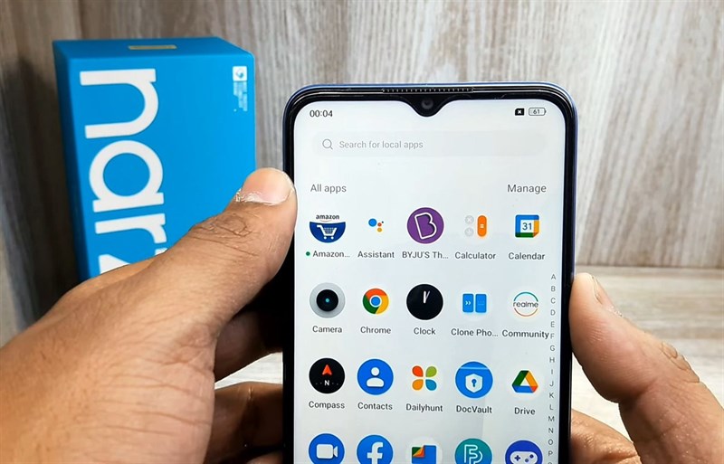 Trên tay Realme Narzo 50 5G: Thiết kế đổi mới cùng hiệu năng ấn tượng Trên tay Realme Narzo 50 5G: Thiết kế đổi mới cùng hiệu năng ấn tượng