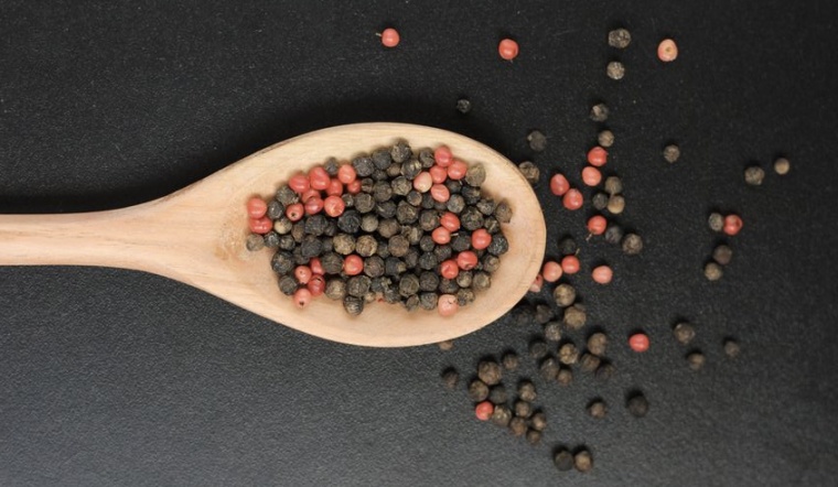 Giá tiêu hôm nay 22/5/2022: Giữ nguyên, dao động 72.000-75.500 đồng/kg