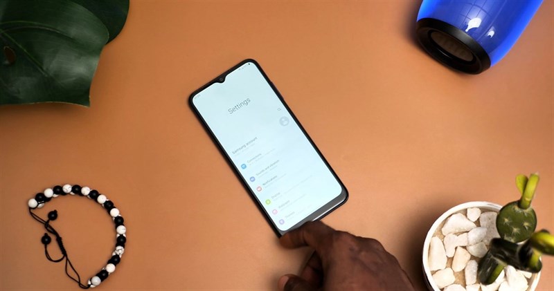 Galaxy A04s có gì mới: Dùng chip Snapdragon 480 5G, sạc nhanh 18 W