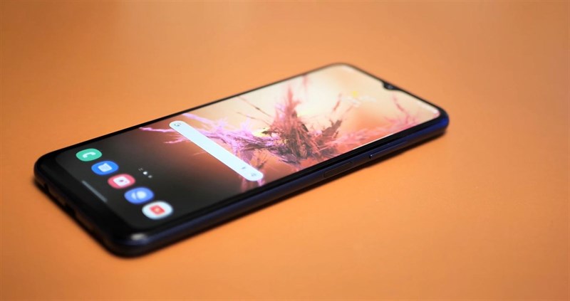 Galaxy A04s có gì mới: Dùng chip Snapdragon 480 5G, sạc nhanh 18 W