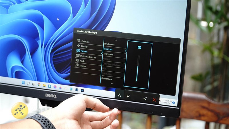 Các phím vật lý của BenQ GW2480T dùng để điều chỉnh các chế độ hiển thị.