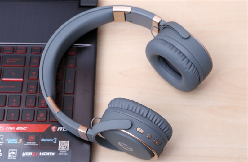 Kanen K6 Xám Gold là một trong những sản phẩm tai nghe chụp tai giá tốt đáng mua nhất ở thời điểm hiện tại. Kanen K6 Xám Gold là một trong những sản phẩm tai nghe chụp tai giá tốt đáng mua nhất ở thời điểm hiện tại.