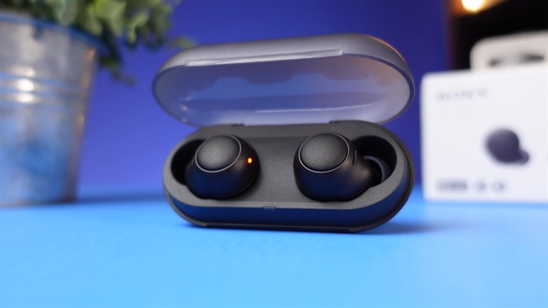 Sony WF-C500 có thời lượng sử dụng cực ấn tượng. Nguồn: Gamesky.