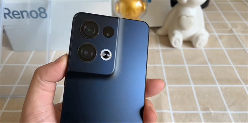 OPPO Reno8 Pro OPPO Reno8 Pro