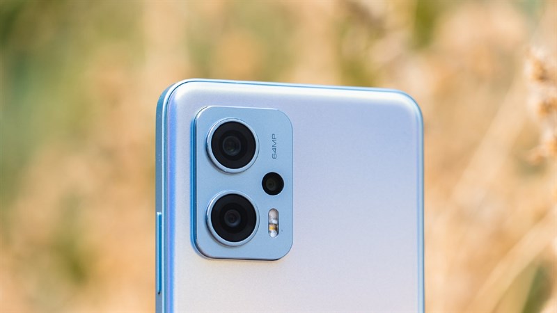 Redmi Note 11T Pro+ được trang bị cụm ba camera với cảm biến chính có độ phân giải 64 MP Redmi Note 11T Pro+ được trang bị cụm ba camera với cảm biến chính có độ phân giải 64 MP