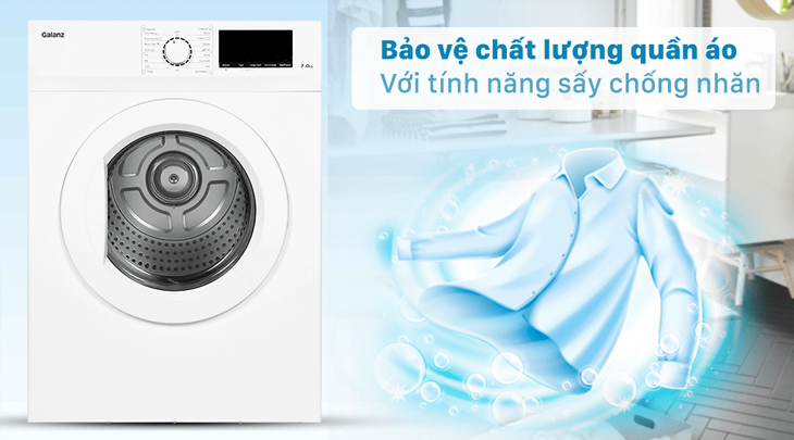 Sau khi được sấy khô, lồng giặt sẽ đảo chiều nhiều lần để tách rời quần áo, hạn chế hiện tượng vặn xoắn và nhăn nhúm, giúp tiết kiệm thời gian ủi đồ