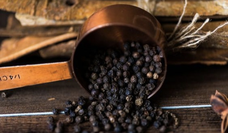 Giá tiêu hôm nay 26/5/2022: Giảm 1.500 đồng/kg, dao động 69.000-72.000 đồng/kg