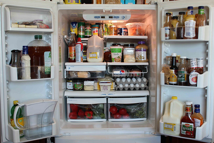 Quá nhiều thực phẩm làm tủ lạnh bị cấn