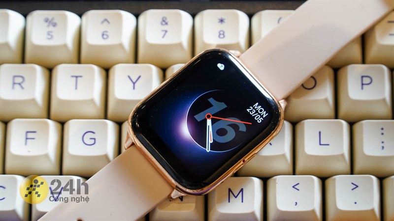 BeFit BeU B3 được trang bị màn hình TFT với độ phân giải 240 x280 pixel