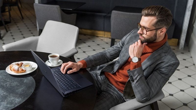 ASUS Expert Series 2022 