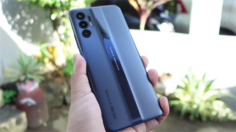 Tecno POVA 3 Tecno POVA 3