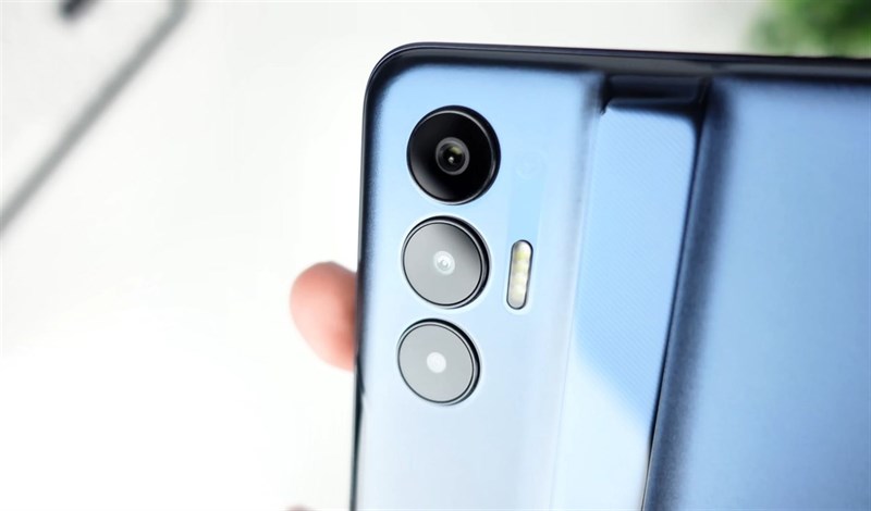 Nghe Đồn Là: Tecno POVA 4 dùng chip Helio G95, pin 7.000 mAh Nghe Đồn Là: Tecno POVA 4 dùng chip Helio G95, pin 7.000 mAh