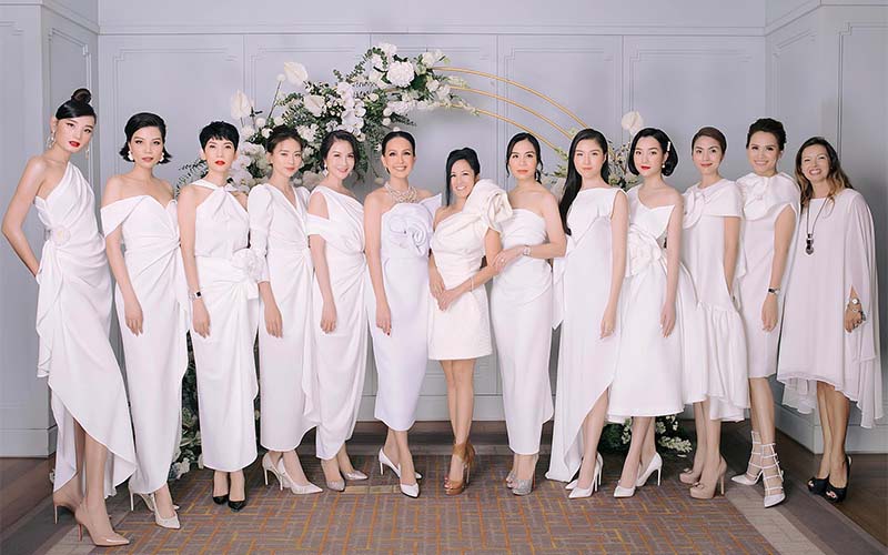 Top 30+ mẫu Váy cưới đi bàn đẹp nhất diện ngày trọng đại - Nicole Bridal