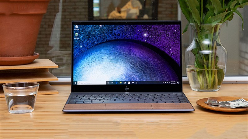 Đâu là những chiếc laptop xả hàng giảm đậm lên đến 30% tháng 6 này