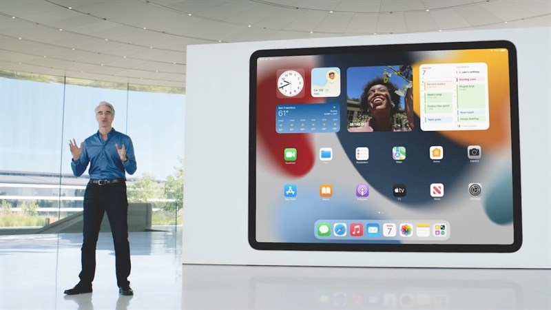 iPadOS 16 mang lại trải nghiệm giống như Mac để đa nhiệm tốt hơn