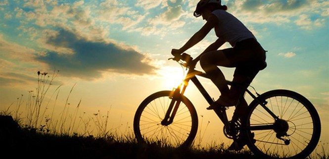 Chọn mua xe đạp thể thao nữ - Kinh nghiệm và lưu ý bạn nên biết