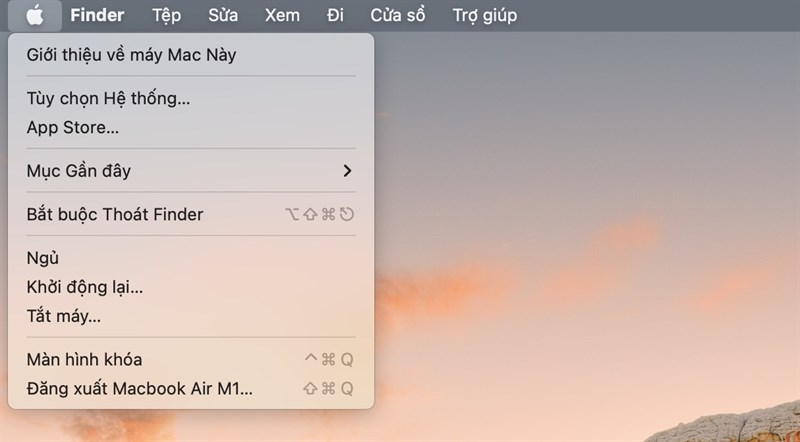 Menu Apple trên thanh menu của macOS Monterey 12.4