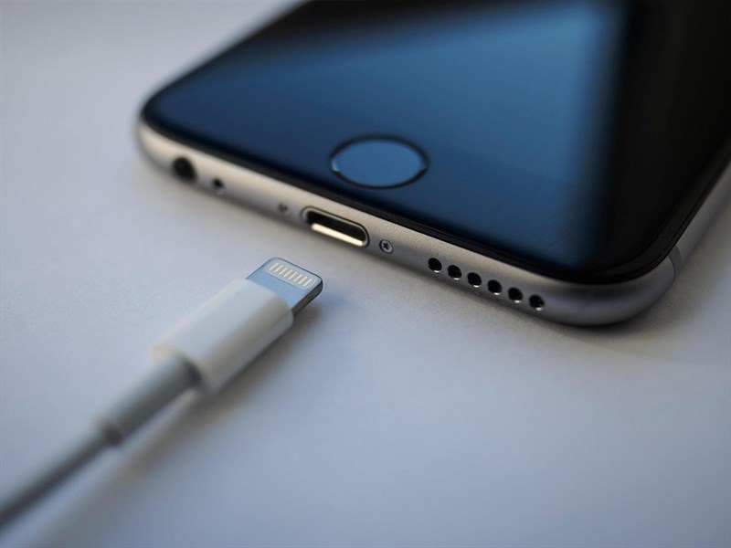 Liệu rằng Apple có chuyển đổi cổng chân sạc của mình sang USB Type-C?(Nguồn: Teknosafari)