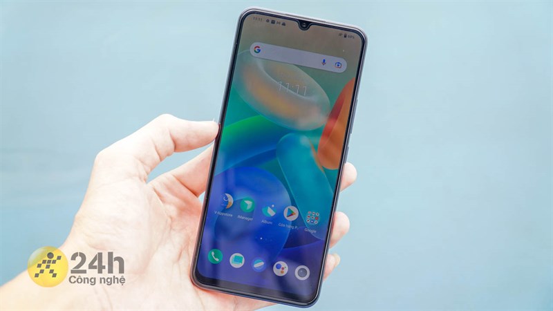 Vivo Y55 được trang bị màn hình AMOLED với độ phân giải cao nâng tầm trải nghiệm hình ảnh của bạn. 