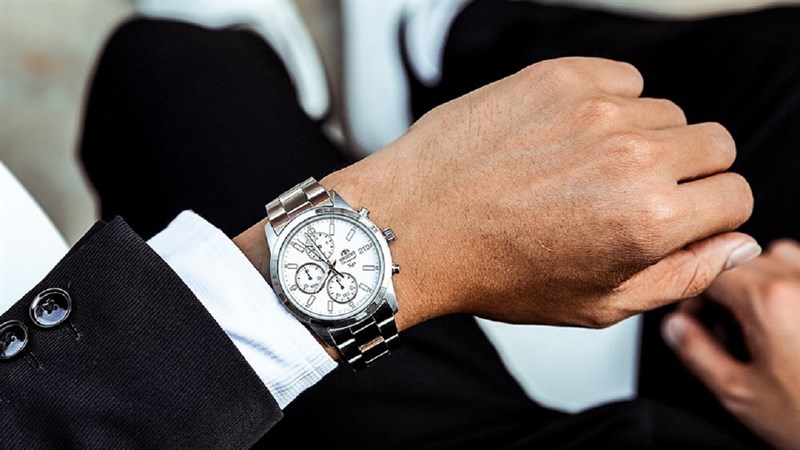 ORIENT 42 mm Nam FKU00001W0