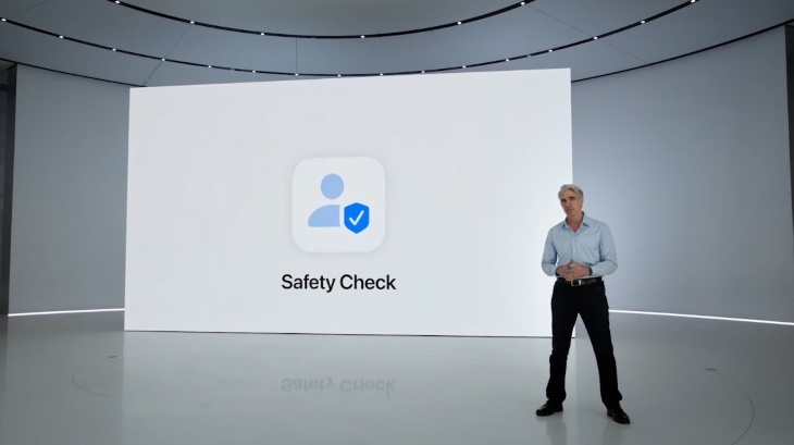 iOS 16 có gì mới? Các tính năng nổi bật và danh sách điện thoại hỗ trợ iOS 16 > Tính năng Safety Check