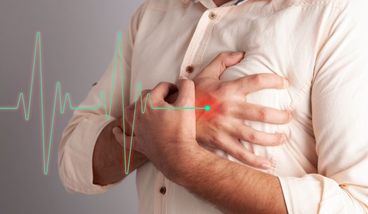 Cứ ngỡ ngồi nhiều đã hại nhưng đứng lâu còn gây hại tim hơn gấp đôi