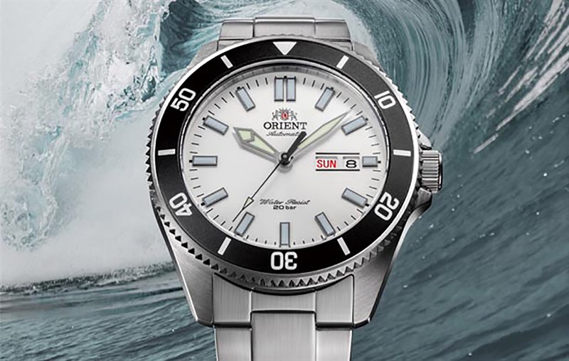 Giá đồng hồ Orient giao động từ 3 đến 10 triệu đồng mỗi loại