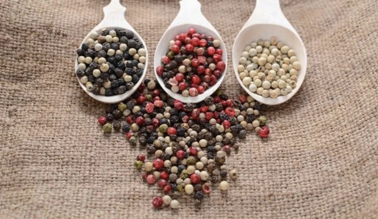 Giá tiêu hôm nay 9/6/2022: Đi ngang, dao động 71.500-75.000 đồng/kg