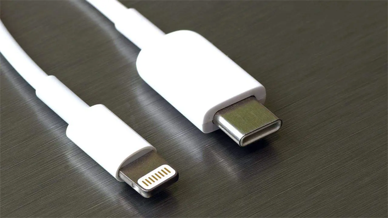 Người dùng Apple sẽ say bye với cổng Lightning theo họ suốt 1 thập kỷ