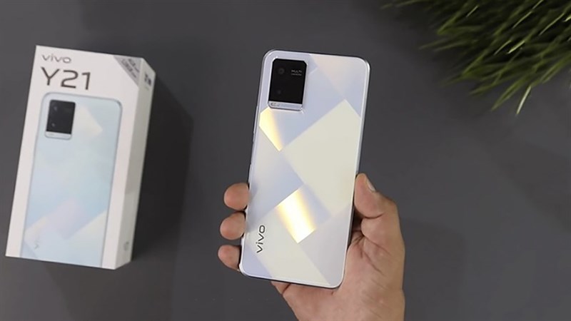 Smartphone nhà Vivo xả kho giảm đậm lên tới tiền triệu Smartphone nhà Vivo xả kho giảm đậm lên tới tiền triệu