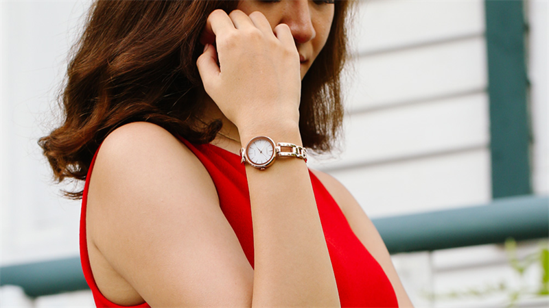 đồng hồ CITIZEN 28 mm Nữ EM0639-81A Trắng