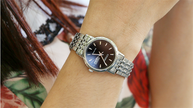 Đồng hồ kim ECO-DRIVE Nữ dây kim loại Citizen EW3250-53E Đen