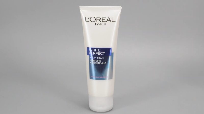 Sữa rửa mặt làm sạch và trắng mịn da L'Oréal Whitea Perfect có tác dụng phụ không?