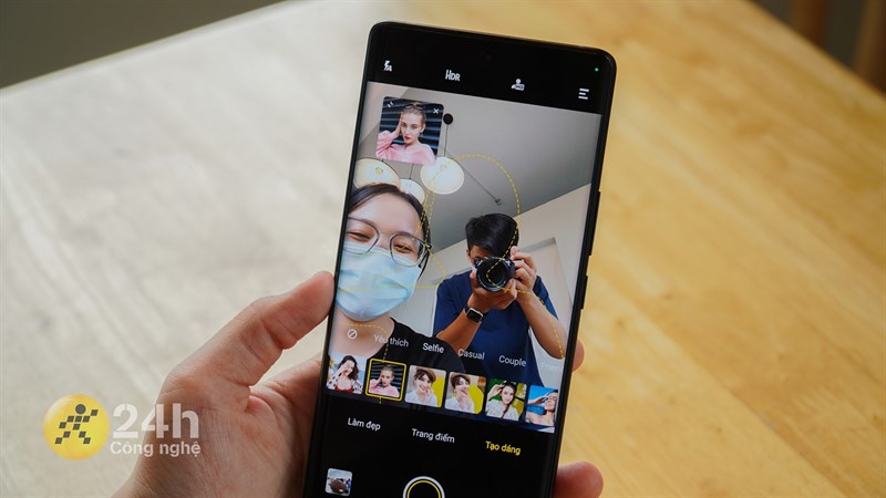 Selfie cực thích với nhiều tùy chọn làm đẹp, có cả AI tinh tế nữa