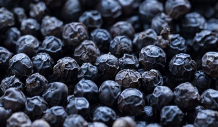 Giá tiêu hôm nay 16/6/2022: Giữ nguyên, dao động 72.000-75.500 đồng/kg