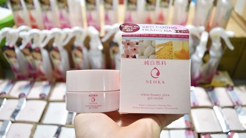 Thành phần của kem dưỡng trắng da ban đêm Senka White Beauty Glow Gel Cream