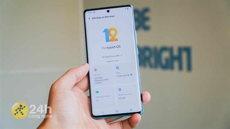 Vivo X80 được trang bị con chip Dimensity 9000 mạnh mẽ. Vivo X80 được trang bị con chip Dimensity 9000 mạnh mẽ.