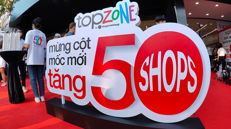 Toàn cảnh sự kiện mừng 50 shop TopZone