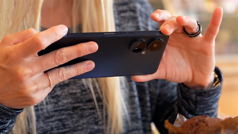 Tecno Camon 19 Pro 5G có mức giá rất tốt với những gì máy mang lại