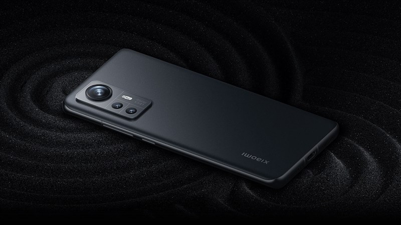 Xiaomi 12S được trang bị RAM tối đa 12 GB và bộ nhớ trong tối đa 512 GB, giúp mang đến khả năng đa nhiệm tốt cùng không gian lưu trữ lớn Xiaomi 12S được trang bị RAM tối đa 12 GB và bộ nhớ trong tối đa 512 GB, giúp mang đến khả năng đa nhiệm tốt cùng không gian lưu trữ lớn