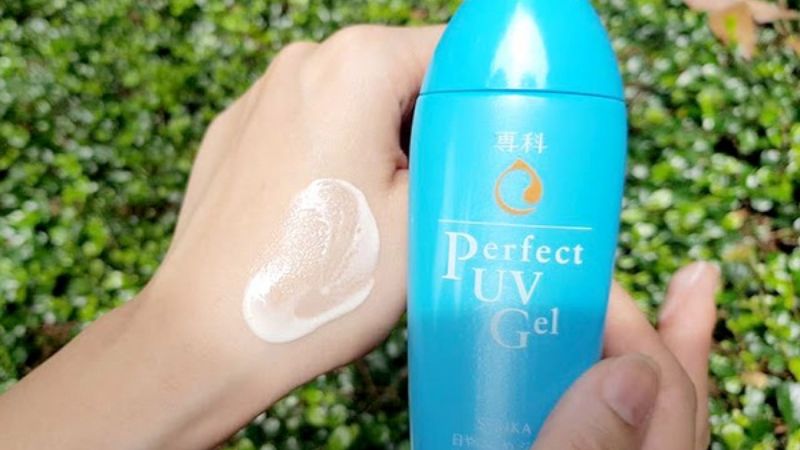 Cách dùng Gel chống nắng Senka Perfect UV Milk SPF50+ PA++++