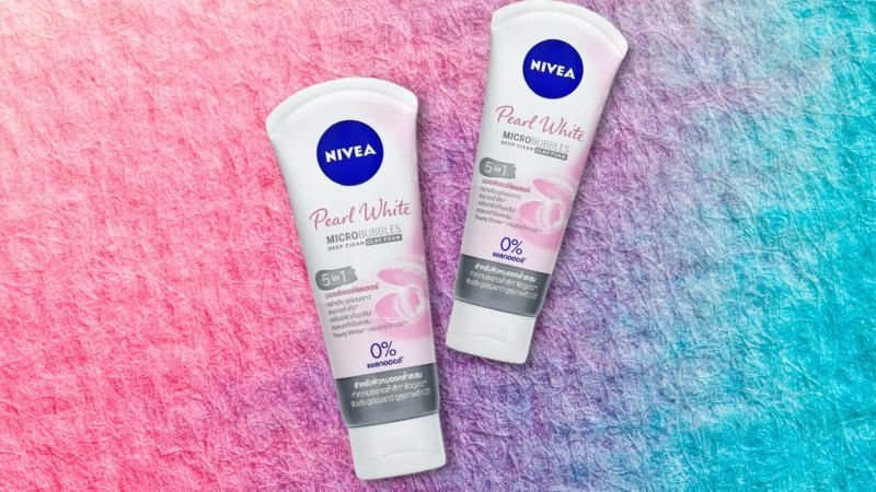 Sữa rửa mặt Nivea trắng da 5 IN 1 với bao bì thanh lịch