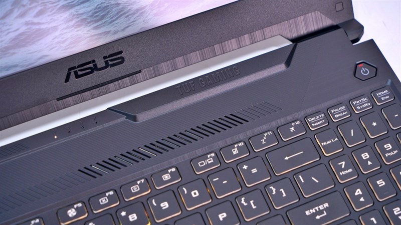 ASUS TUF Gaming FX506HC còn được trang bị nhiều công nghệ mới giúp tăng khả năng chiến game cho thiết bị