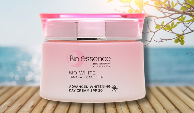 Đánh giá chi tiết kem dưỡng trắng da ban ngày Bio-essence White