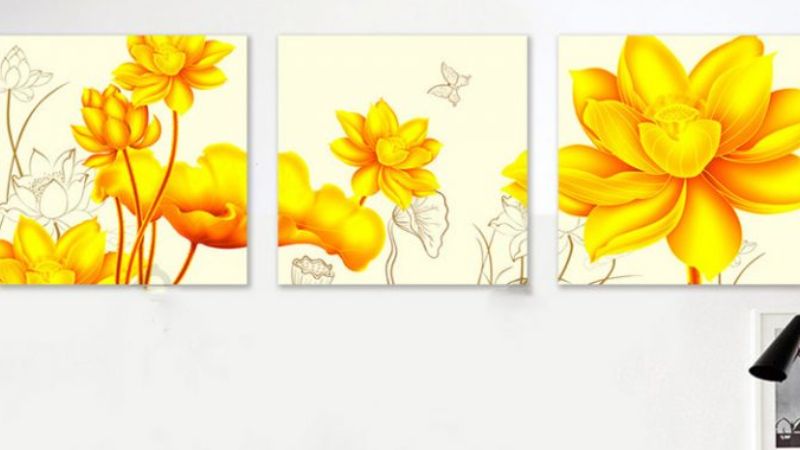 Hoa sen vàng: Ý nghĩa và cách treo tranh hoa sen vàng đúng phong thủy