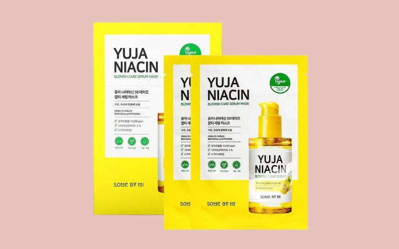 Về bao bì, thiết kế của mặt nạ giấy Some By Mi Yuja Niacin Blemish Care Serum Mask