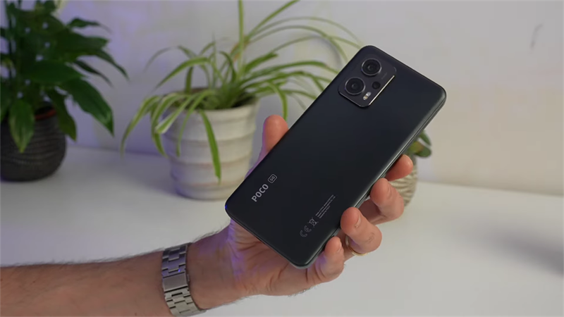 Trên tay POCO X4 GT Trên tay POCO X4 GT