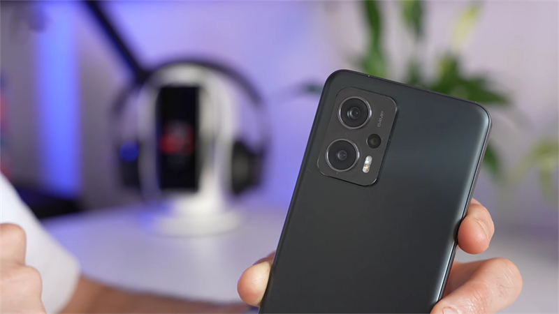 Trên tay POCO X4 GT Trên tay POCO X4 GT